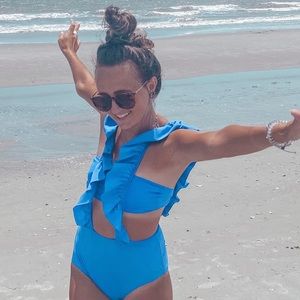 Meet your Posher, Kasie